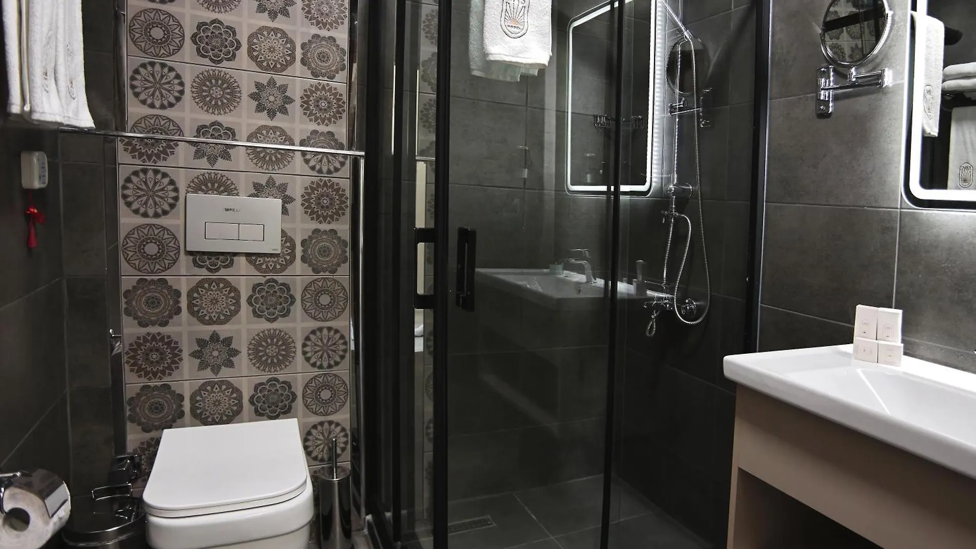 Mays Royal Hotel Istanbul